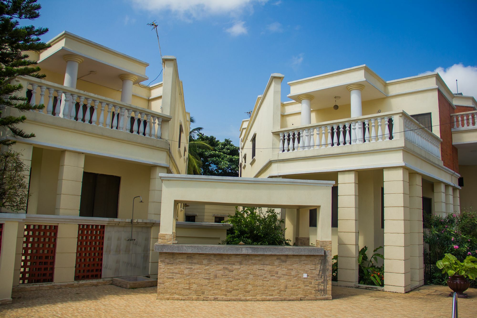 La Patriache Lodge Aliayabiagba Bagian luar foto